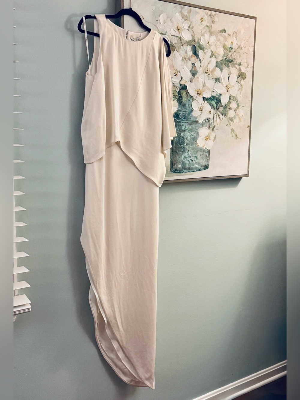 Halston Elegant Cream Asymmetric Overlay Gown Maxi Dress Size 8